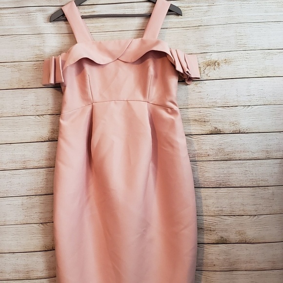 ASOS - Picture 1 of 4